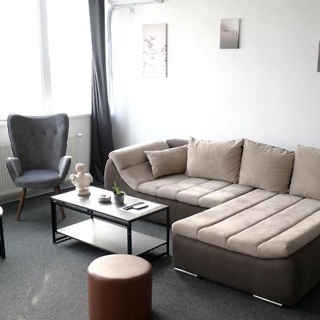 Luana Airport Apartments #3 오토페니 외부 사진