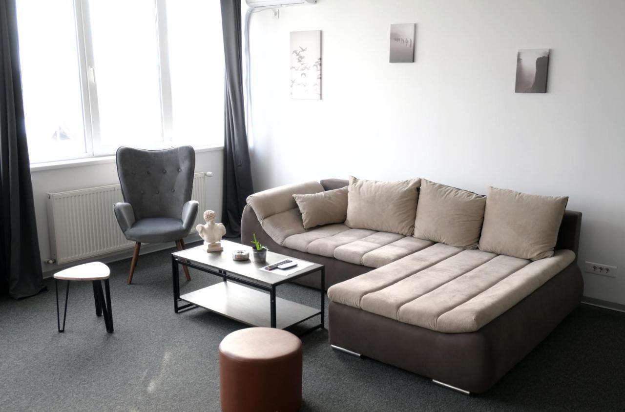 Luana Airport Apartments #3 오토페니 외부 사진